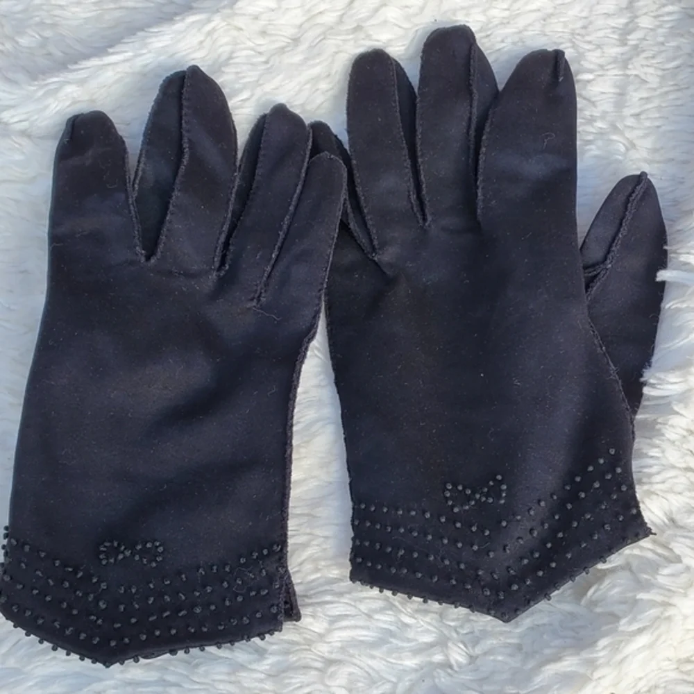 Vintage‎ hand knotted cotton gloves 8